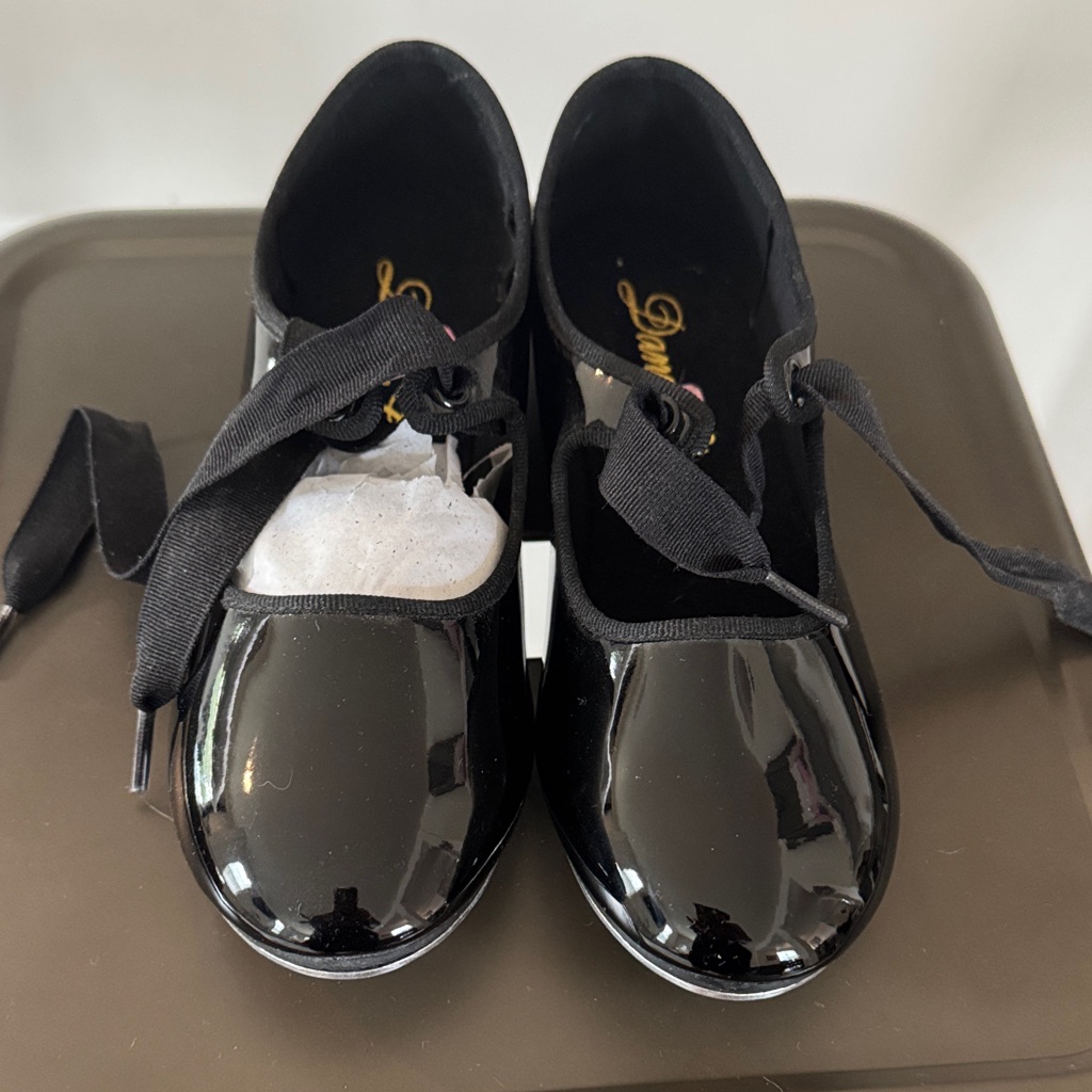Previously Loved Girls Tap Shoes
